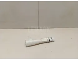 Горловина бачка омывателя