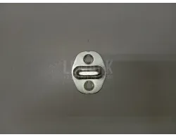 Ответная часть замка двери
