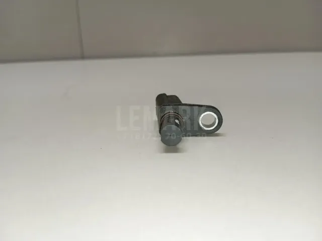 Датчик ABS задний