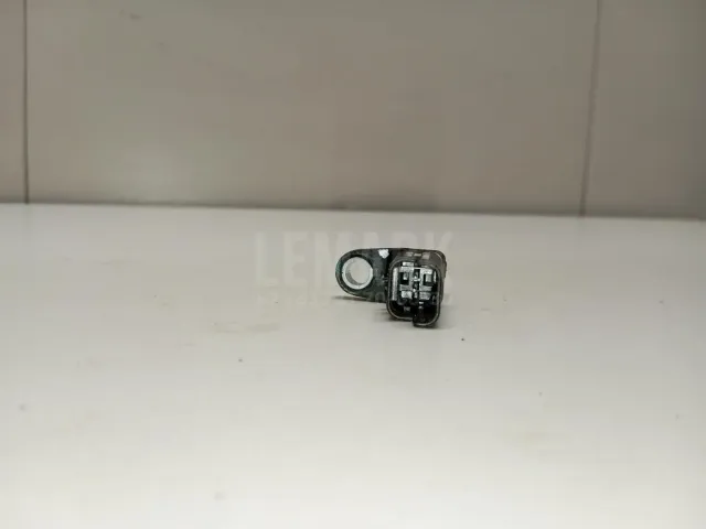 Датчик ABS задний