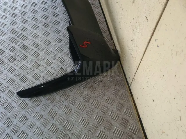 Спойлер (дефлектор) багажника