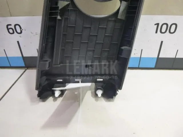 Обшивка стойки для  FAW Bestune T99 2019