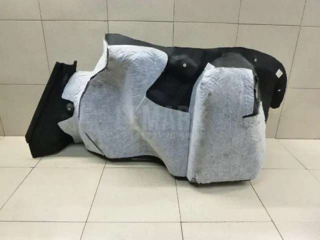Обшивка багажника