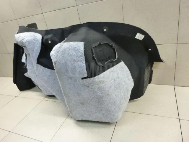 Обшивка багажника
