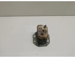 Кронштейн усилителя заднего бампера