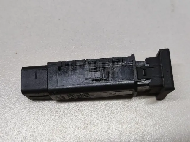 Кнопка обогрева сидений для  Geely Coolray (SX11) 2018