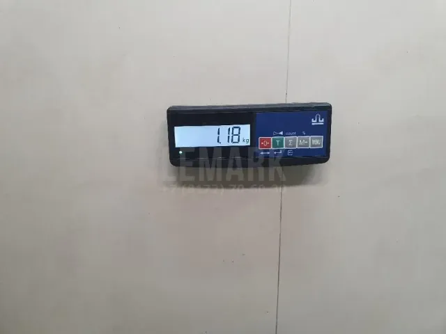 Уплотнитель багажника