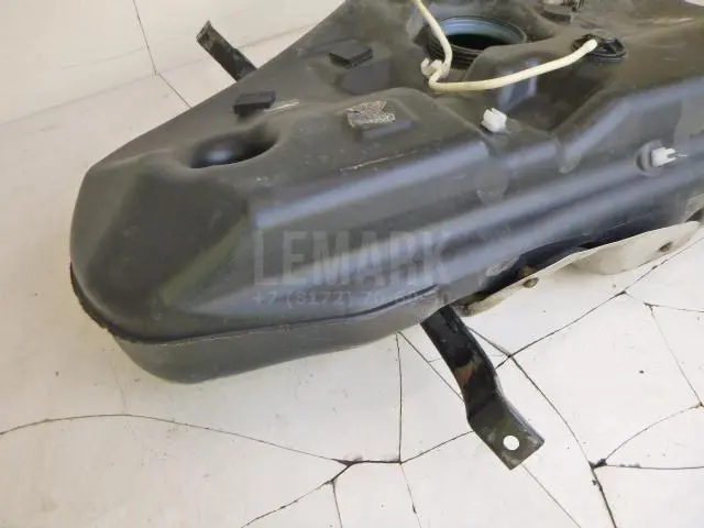 Бак топливный