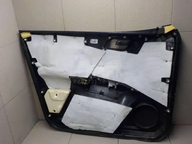 Обшивка двери передней правой для  BMW X5 F15/F85 2013-2018