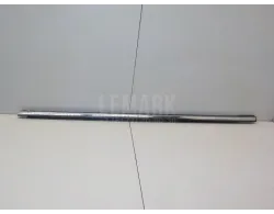 Накладка стекла переднего левого