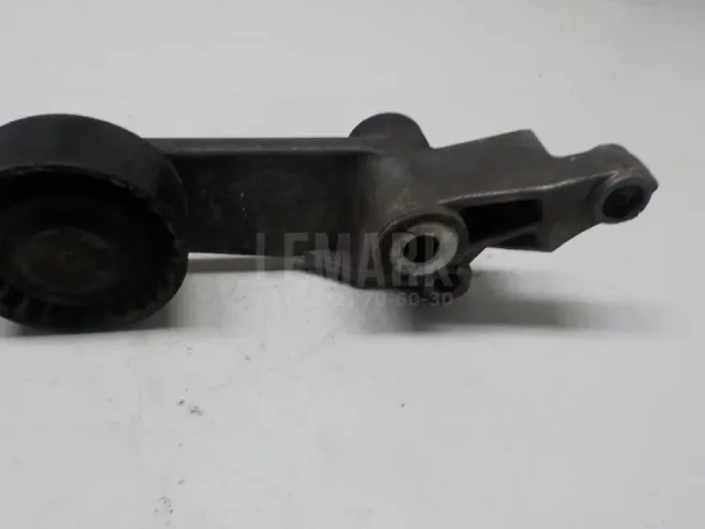 Ролик руч.ремня с кронштейном для  Fiat Panda 2003-2012