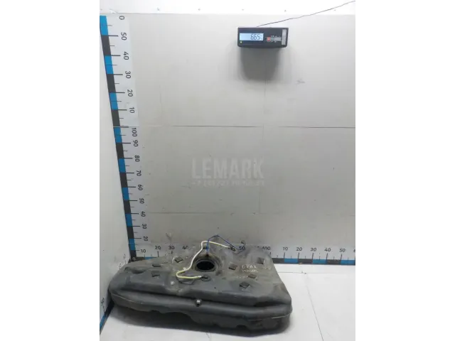 Бак топливный