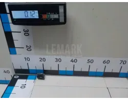 Вставка замка двери лев.