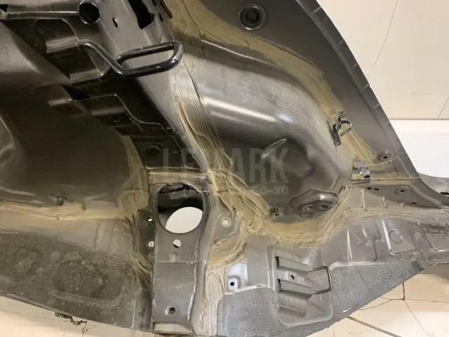 Кузовной элемент