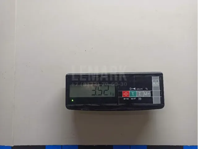 Обшивка двери передней правой