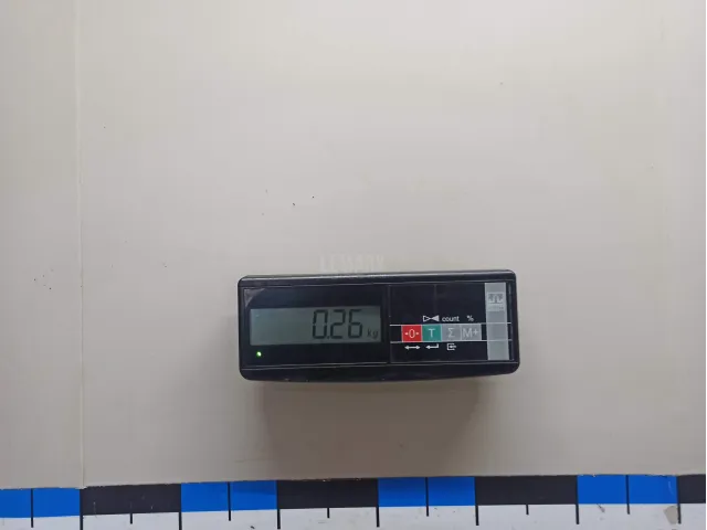 Накладка стекла переднего правого