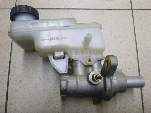 Цилиндр тормозной главный для  Fiat Duna 1987-1990