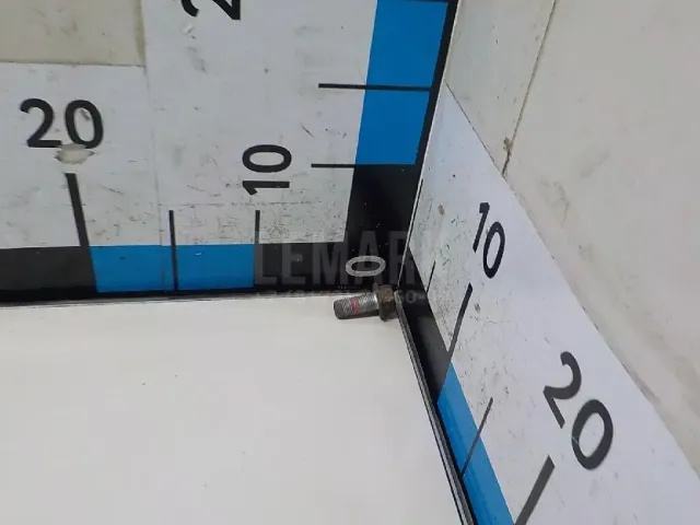 Болт