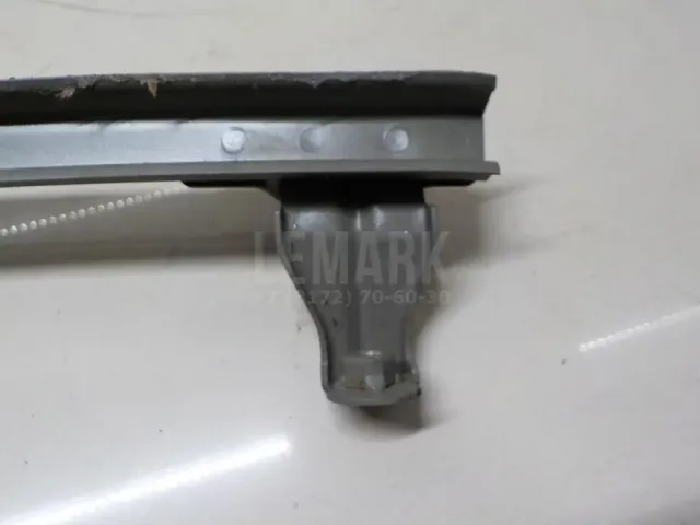 Направляющая стекла двери для  Fiat Uno 1989-1995