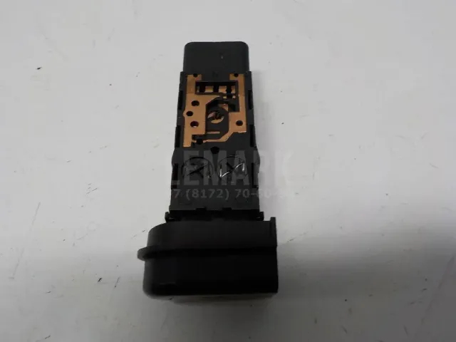 Кнопка аварийной сигнализации для  BMW 6-serie E63 2004-2009