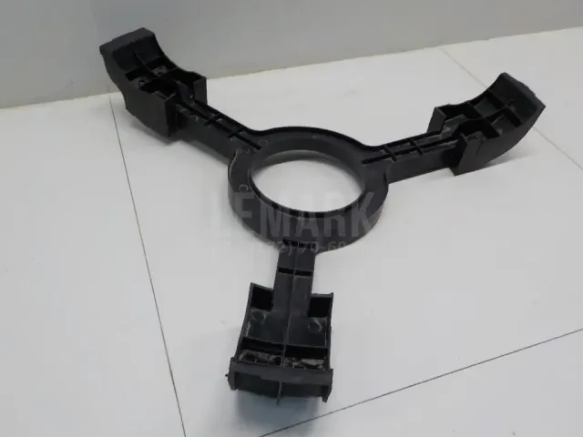 Кронштейн крепления запасного колеса для  GM GMC Envoy 2001-2009