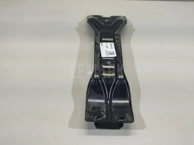 Кронштейн замка капота для  BMW X3 E83 2004-2010