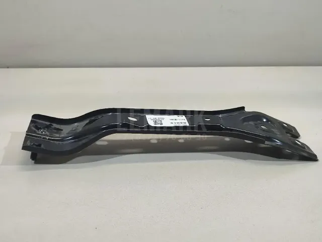 Кронштейн замка капота для  BMW X3 E83 2004-2010