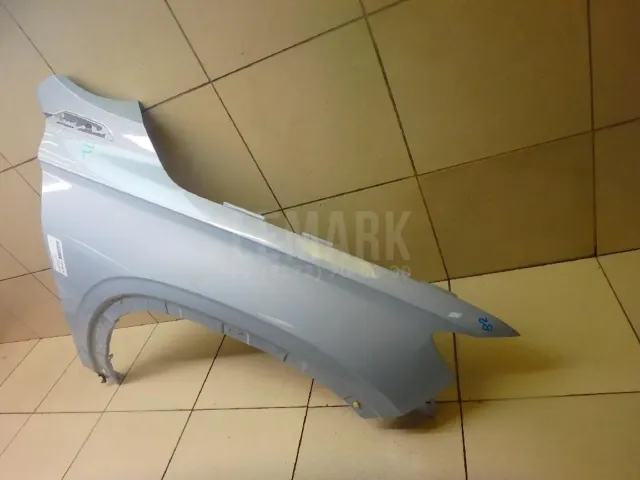 Крыло переднее правое для  Citroen Xsara Picasso 1999-2010
