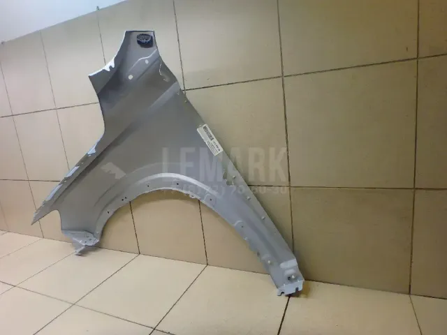 Крыло переднее правое для  Citroen Xsara Picasso 1999-2010