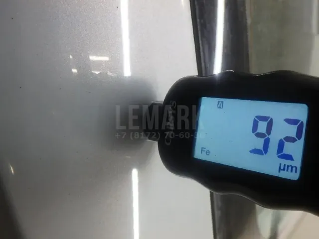Дверь багажника со стеклом