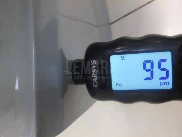 Дверь багажника со стеклом