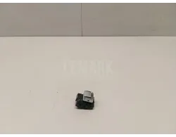 Кнопка стеклоподъемника