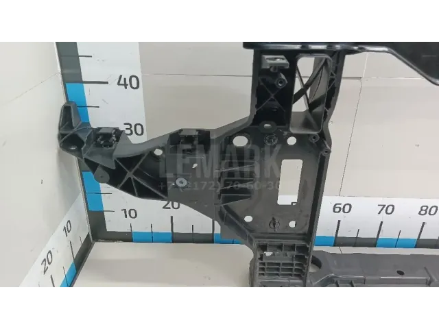 Панель передняя для  BMW X3 E83 2004-2010