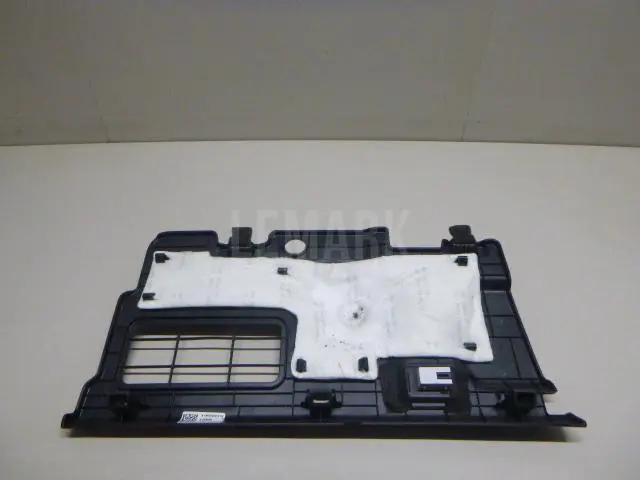 Накладка (кузов внутри) для  BMW X1 F48 2014-2022