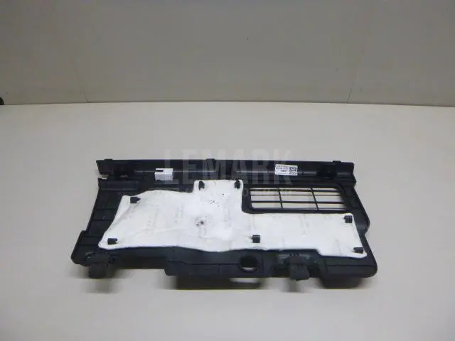 Накладка (кузов внутри) для  BMW X1 F48 2014-2022