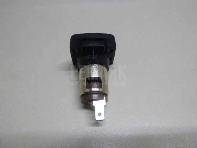 Гнездо прикуривателя для  Citroen C-Crosser 2008-2013