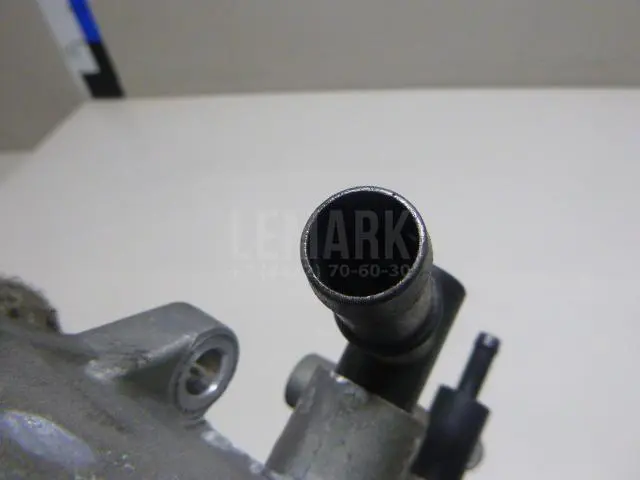 Фланец двигателя системы охлаждения для  Audi A4 [B6] 2000-2004
