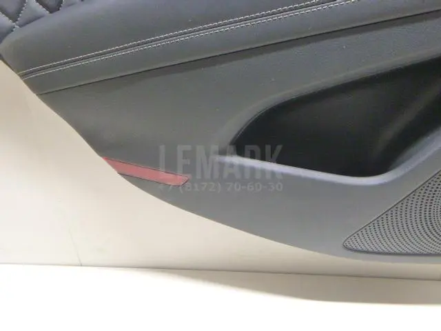 Обшивка двери задней левой для  Audi A3 [8V] 2013-2020