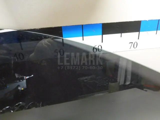 Стекло двери передней правой для  Ford Focus III 2011-2019