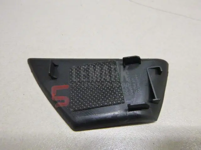 Накладка (кузов внутри) для  BMW 1-serie F20/F21 2011-2019