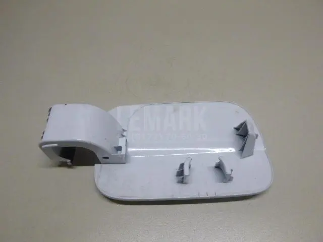 Лючок бензобака
