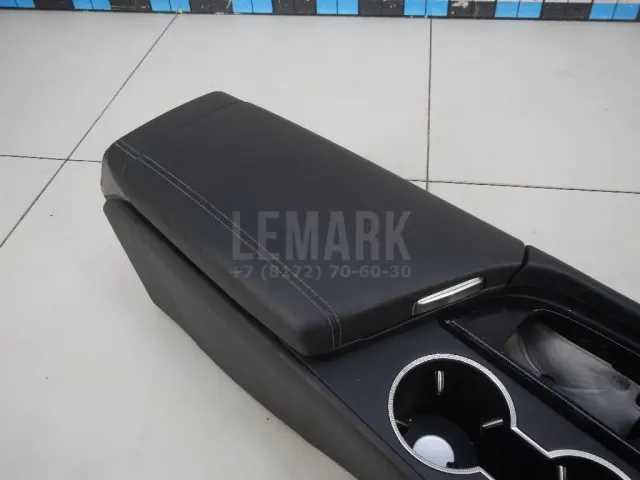 Подлокотник для  Chevrolet Camaro 2009-2015