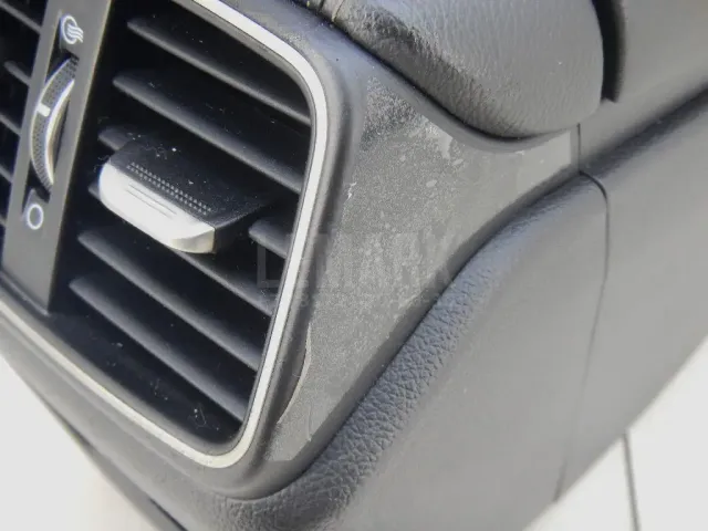 Подлокотник для  Chevrolet Camaro 2009-2015