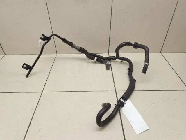 Трубка вакуумная для  BMW 1-serie F20/F21 2011-2019