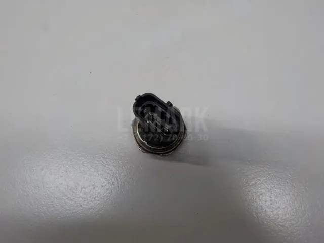 Датчик давления топлива
