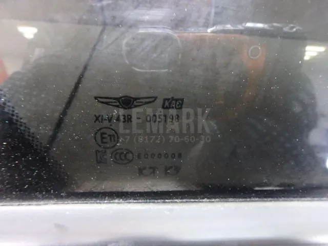 Стекло двери задней правой (форточка) для  Ford America Taurus 1996-2006