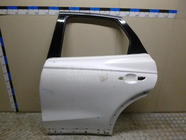 Дверь задняя левая для  Chrysler 300M 1998-2004
