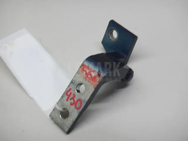 Петля двери передней для  BMW X5 E53 2000-2007