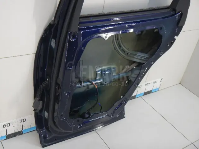 Дверь задняя правая для  Hino 500 series 2008