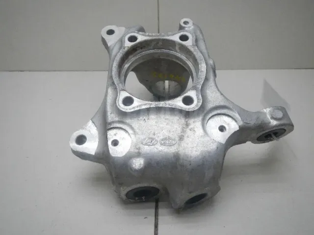 Кулак поворотный передний правый для  Geely Tugella (FY11) 2020